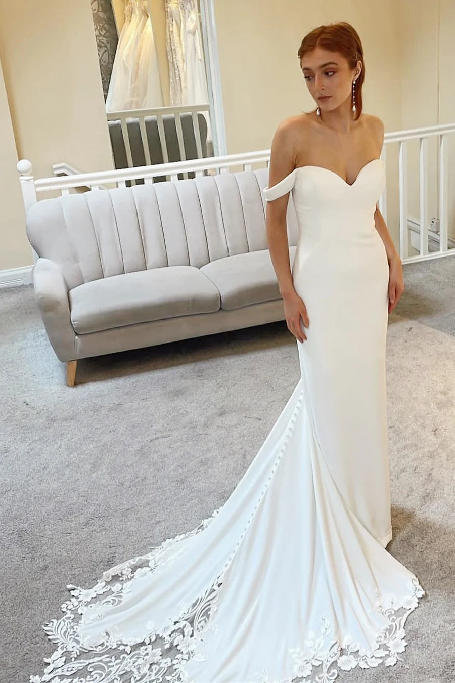Robe de mariée longue sirène à épaules dénudées